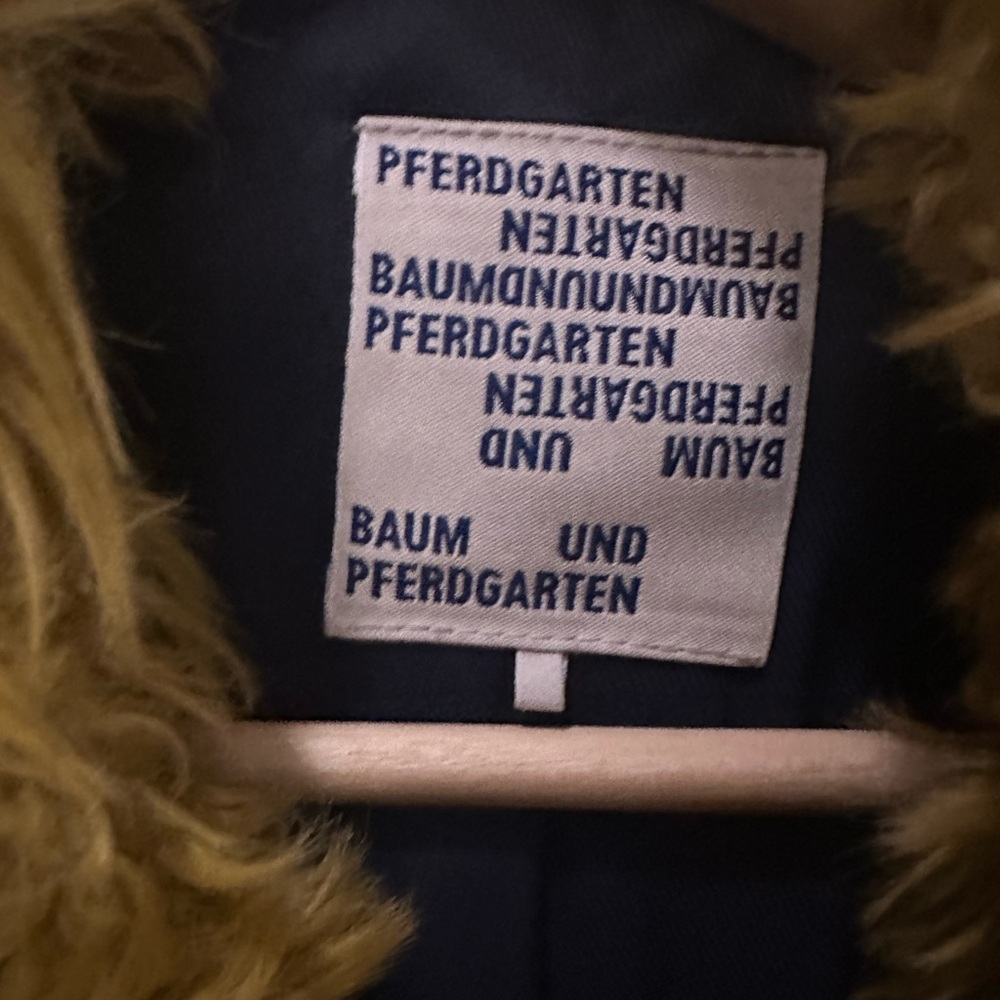 BAUM UND PFERDGARTEN long-sleeved faux shearling coat - Picture 2 of 3